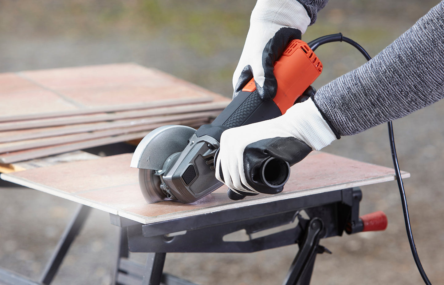 Black+Decker BEG210 Meuleuse d'Angle 900 W – 115 mm filaire