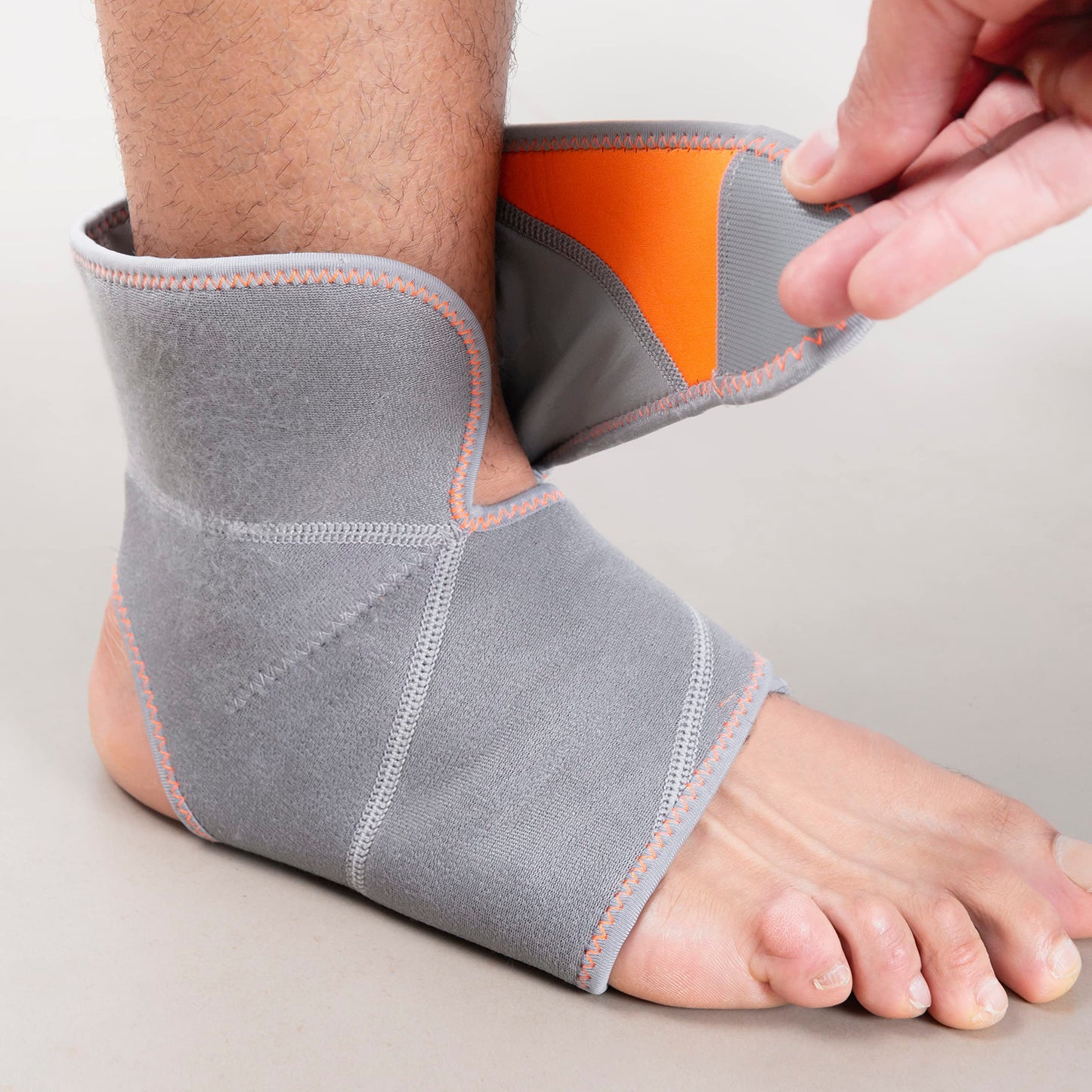 Chevillère Gel InnovaGoods® Chaud Froid - Soulage Douleurs