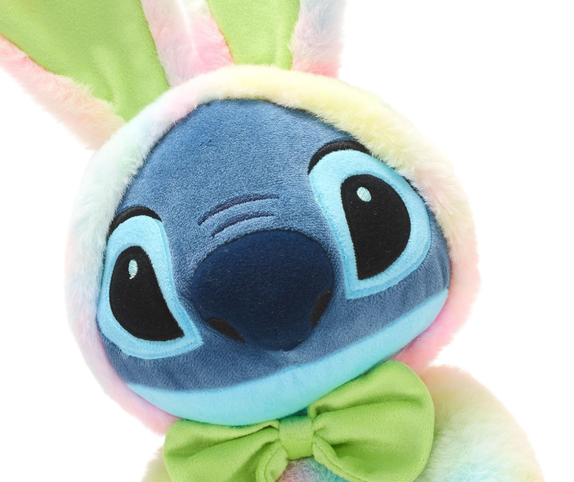 Disney Store – Peluche Stitch Pâques 45 cm déguisée en lapin tie & dye avec nœud papillon vert – Édition 2025
