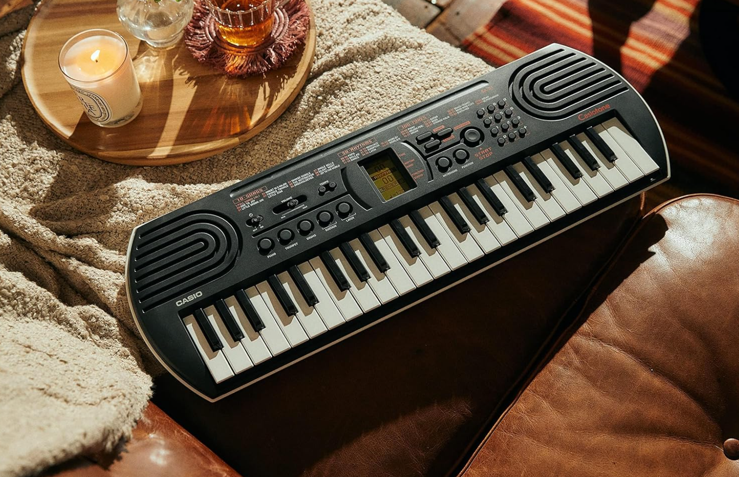 Casio SA-81 – Mini Clavier 44 touches – Produit neuf reconditionné (emballage ouvert) – Noir