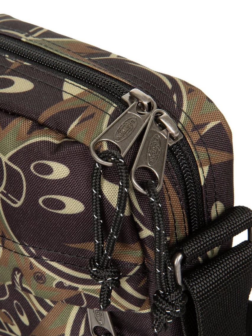 Eastpak The One – Sac Bandoulière Compact – Multi-Poches – Style Urbain – Réf 196248032283