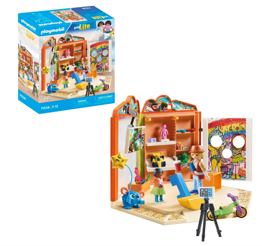 Playmobil 71536 Magasin de Jouets - Comprend Deux Personnages, des étagères murales, Un Mur de Photos, Un Moniteur et de Nombreux Jouets - MyLife - Dès 5 Ans